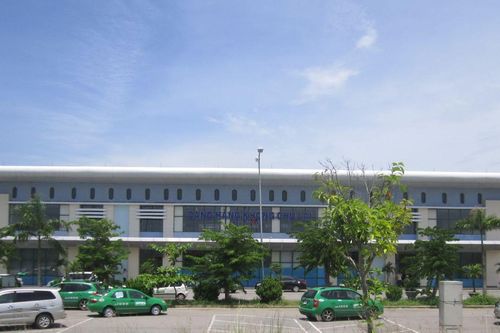 Tạm đóng cửa sân bay Chu Lai, Đà Nẵng, Phú Bài do ảnh hưởng bão số 6