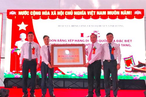 Vĩnh Phúc: Đình cổ Thổ Tang đón bằng Di tích quốc gia đặc biệt
