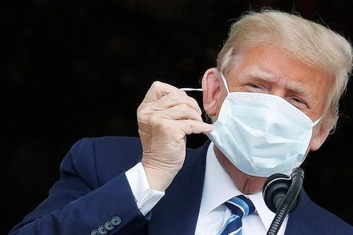 Ông Trump 'hết nguy cơ truyền bệnh Covid-19'