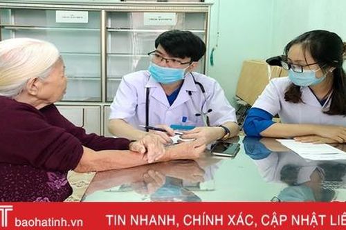 Tuổi trẻ Hà Tĩnh tổ chức khám, cấp thuốc miễn phí cho người dân Kỳ Anh, TP Hà Tĩnh