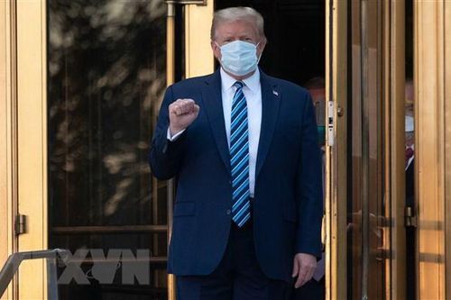 Bác sỹ xác nhận ông Trump không còn nguy cơ truyền bệnh COVID-19