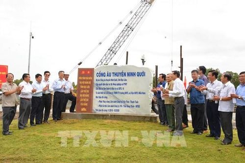 Đưa vào sử dụng cống âu thuyền Ninh Quới tại Bạc Liêu