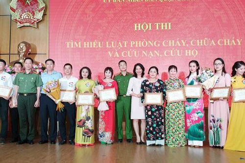 Hà Nội: Phụ nữ quận Ba Đình thi tìm hiểu Luật phòng cháy và chữa cháy năm 2020
