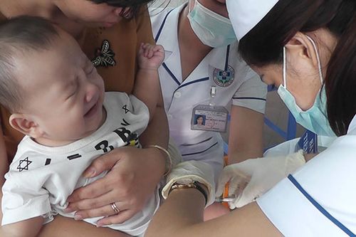 Bổ sung vaccine bại liệt cho trẻ em trong tỉnh