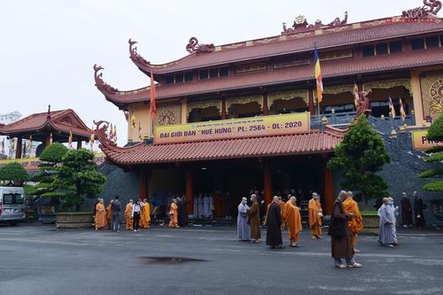 Đại giới đàn Huệ Hưng PL.2564 : Ngày 12-10, giới tử vân tập về 5 điểm truyền giới