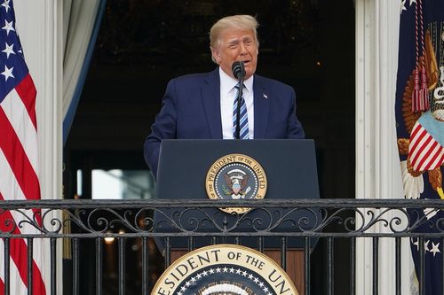Bác sĩ nói Tổng thống Trump không còn là nguy cơ lây COVID-19