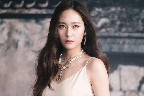Sau Victoria, Krystal - thành viên cuối cùng của f(x) ở SM cũng 'dứt áo ra đi'