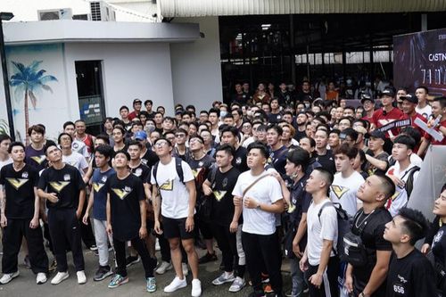 Ngắm loạt ảnh 'cool ngầu' của các 'soái ca' V-Biz trong buổi thử vai siêu anh hùng VINAMAN