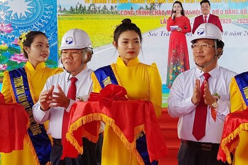 Sóc Trăng khánh thành đường 1.200 tỷ về vùng tôm - lúa