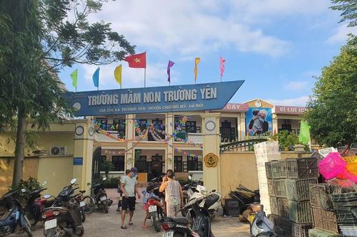 Làm rõ hình ảnh thịt không rõ nguồn gốc chuyển vào trường mầm non