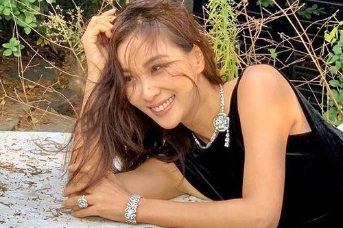 Go So Young - người phụ nữ đứng sau Jang Dong Gun