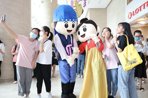Người Hà Nội hào hứng trải nghiệm du lịch Hàn Quốc