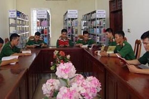 Tích cực giáo dục, nâng cao ý thức chấp hành pháp luật, kỷ luật