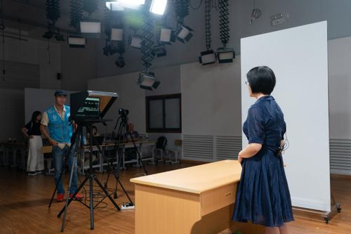 Trung Quốc: Lương 'khủng' hút nhân tài dạy trực tuyến