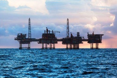 Bão tan, các tập đoàn dầu mỏ Mỹ nối lại sản xuất ở vịnh Mexico
