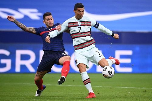 Ronaldo tịt ngòi, Bồ Đào Nha cưa điểm trên đất Pháp