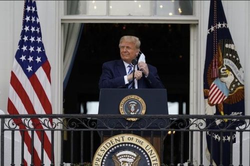 Tổng thống Mỹ Donald Trump khỏi hẳn Covid-19, tiếp tục tranh cử
