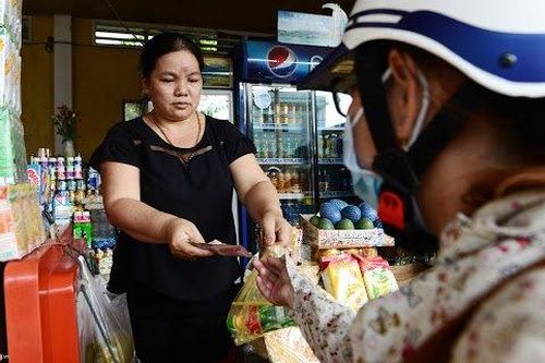 Tiệm tạp hóa truyền thống vẫn 'sống khỏe' sau đại dịch Covid-19