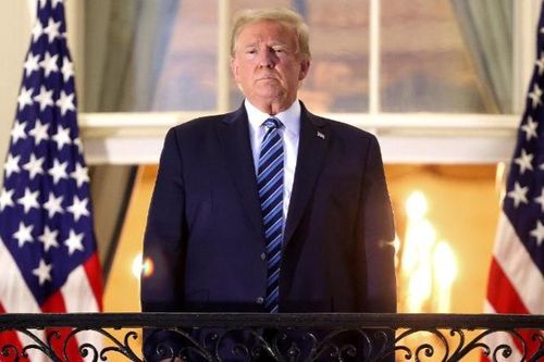 Ông Trump tuyên bố 'miễn dịch COVID-19', Twitter lập tức phản ứng mạnh mẽ