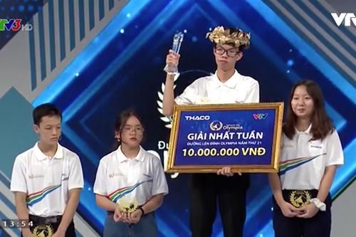 Nam sinh Đắk Nông chiến thắng thuyết phục, giành tấm vé cuối cùng vào cuộc thi tháng Olympia