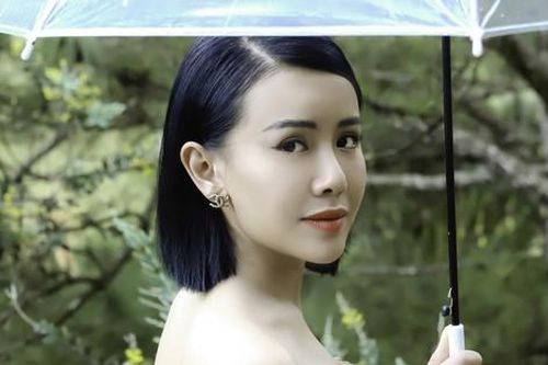 Sao Mai Yến Ngọc trở lại showbiz sau 10 năm vắng bóng