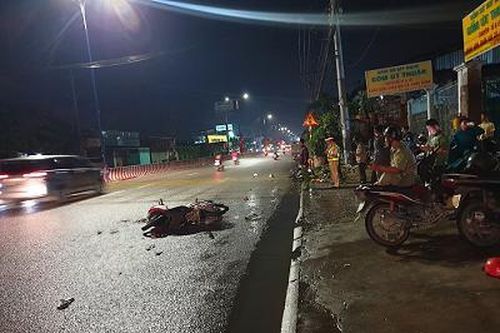 Bình Dương: 2 xe máy va chạm, 1 người tử vong