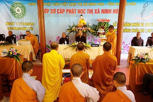 Khánh Hòa : Lớp Sơ cấp Phật học TX.Ninh Hòa khai giảng khóa mới