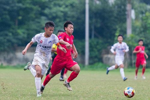 Sông Lam Nghệ An chạm trán Hà Nội tại bán kết Giải Bóng đá thiếu niên toàn quốc