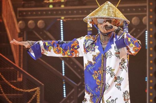 'Dế Choắt đội nón dát vàng để thể hiện sự trưởng thành'