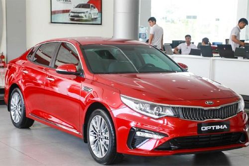 Giá xe ô tô hôm nay 13/10: Kia Optima hiện dao động từ 759 - 919 triệu đồng