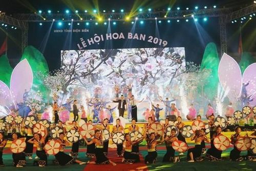 Lễ hội Hoa Ban năm 2021 mừng các sự kiện lớn
