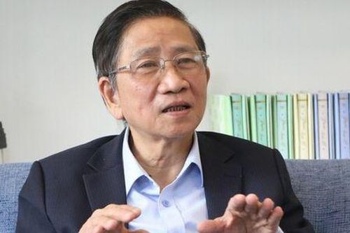 GS. Nguyễn Minh Thuyết: 'Các cháu còn học cả năm, mới hơn 1 tháng đầu chưa nói lên điều gì'
