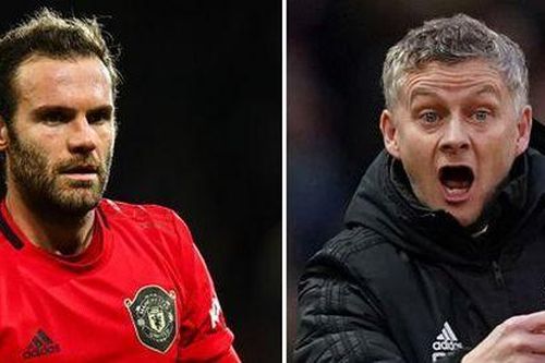 Tin bóng đá 24h ngày 13/10: Liverpool đón tin vui, tai nạn ở vòng loại World Cup 2022, Juan Mata từ chối hợp đồng 'khủng'