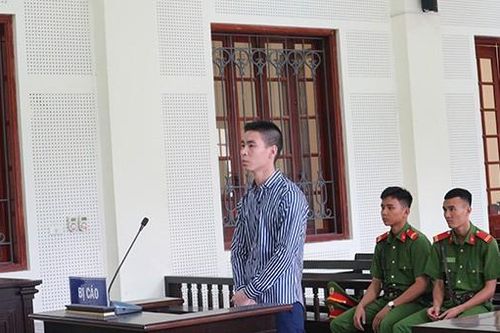 Từ nước ngoài, 9X điều hành đường dây giả danh công an lừa đảo tiền tỷ