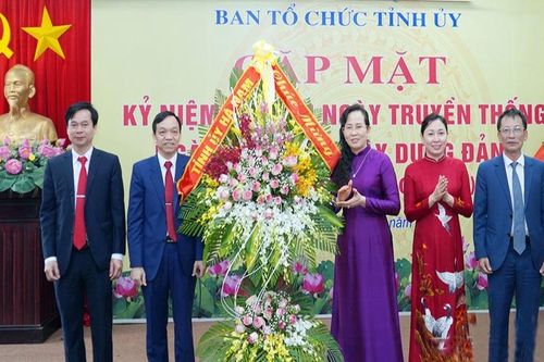 Hà Nam: Tổ chức gặp mặt nhân kỷ niệm 90 năm Ngày truyền thống ngành Tổ chức Xây dựng Đảng