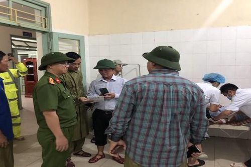 Công an Thừa Thiên - Huế huy động hơn 70 cán bộ chiến sĩ tham gia cứu hộ sạt lở thủy điện Rào Trăng