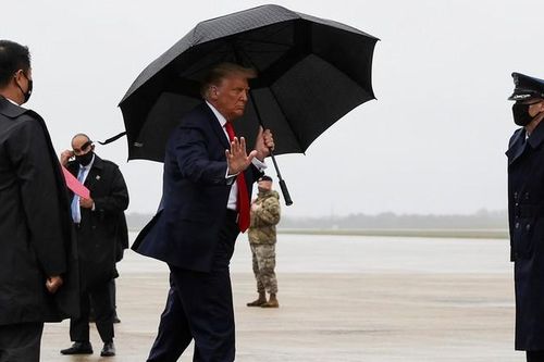 Nhà Trắng khẳng định ông Trump 'âm tính với SARS-CoV-2 suốt nhiều ngày'