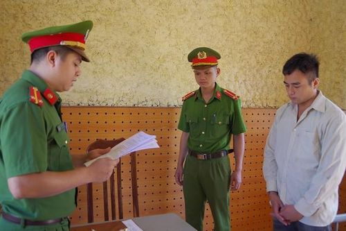 Dùng gậy sắt đánh chết chủ nợ vì bị chửi mắng