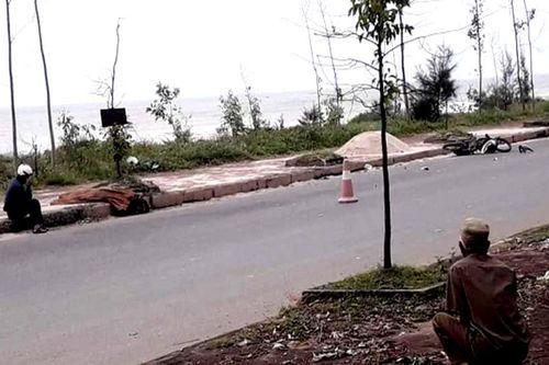 Phát hiện người đàn ông tử vong ở đường ven biển