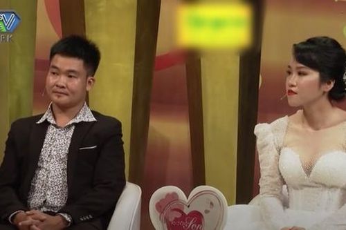 Vợ chồng MC Tuấn Anh khủng hoảng hôn nhân vì tiền