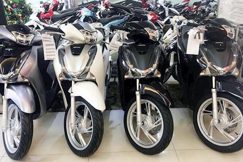 Thời khó khăn, dân Việt vẫn tung tiền chơi xe ga hạng sang