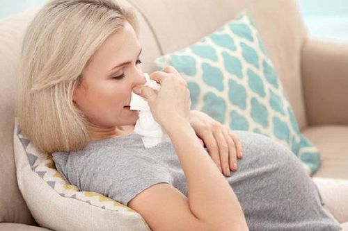 Lưu ý khi điều trị viêm xoang cho bà bầu, không gây tác dụng phụ cho mẹ và bé