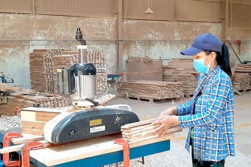 Vượt khó khăn, khẳng định bản lĩnh