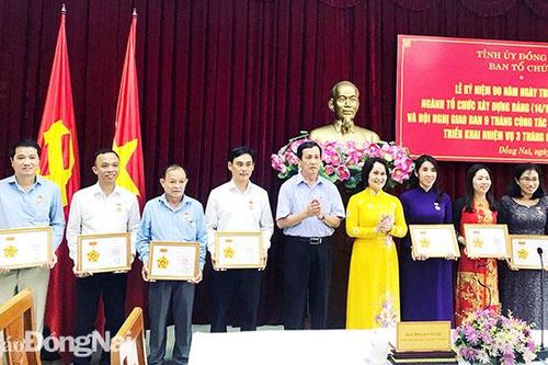 Tham mưu thực hiện tốt công tác tổ chức xây dựng Đảng