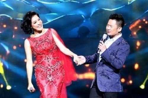 Thu Phương luôn sẵn sàng 'lao vào cứu' Bằng Kiều khi song ca