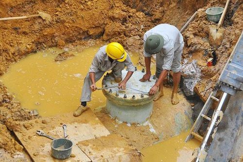Trong chiều nay khắc phục xong sự cố đường ống truyền dẫn nước sạch sông Đà