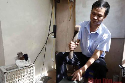 Nét riêng có ở làng nghề dát quỳ vàng Kiêu Kỵ