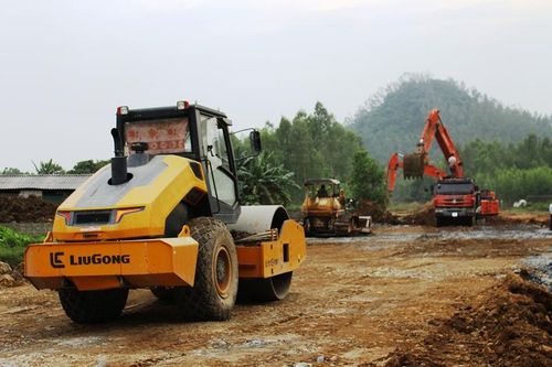 Cưỡng chế, thi công đường vào Nhà máy xi-măng Đại Dương