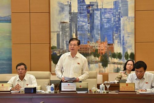 Chủ tịch Quốc hội: Nếu chỉ có một giấy phép thay cho bảy loại giấy phép thì doanh nghiệp mừng