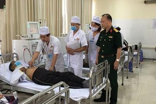 Rèn y đức, không ngừng nâng chất lượng phục vụ